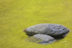 ROCHES ET EAUX ABSTRAITES ESTIVALES 5 (SUMMER ROCKS AND ABSTRACT WATERS 5)